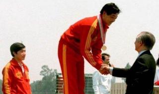 中国第一块奥运金牌